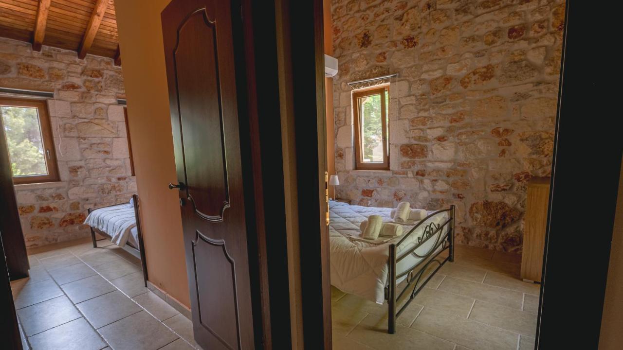 Stone Made Private Pool Villas Kriopigi Bagian luar foto